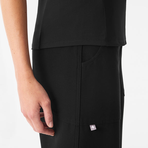 Women's Black Bree FlexKnit - Slim Scrub Top
