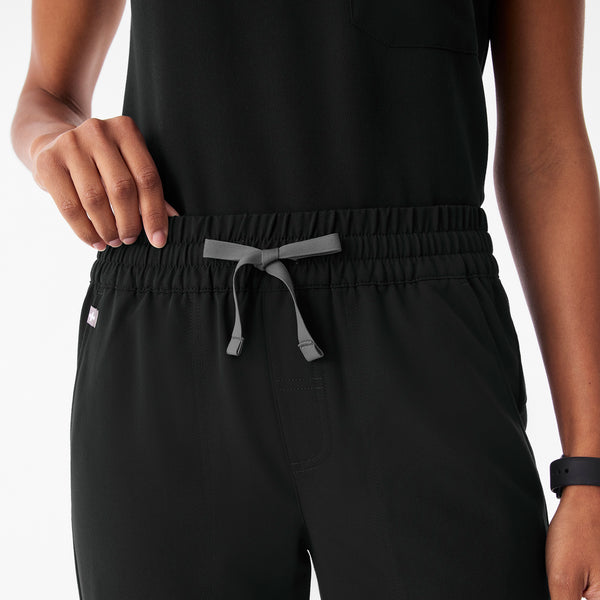 Women's Black Isabel Ruched Mid-Rise Wide-Leg - Petite Scrub Pant™