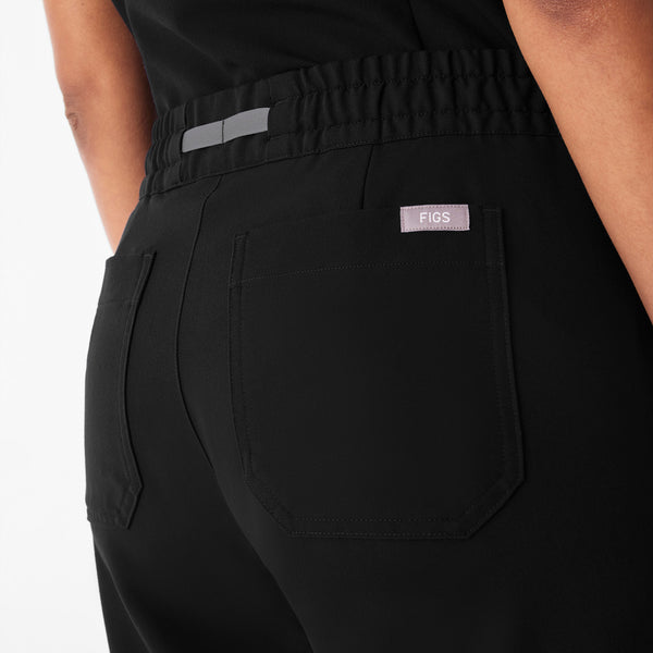 Women's Black Livingston Ruched Mid-Rise - Petite Straight-Leg Scrub Pant™