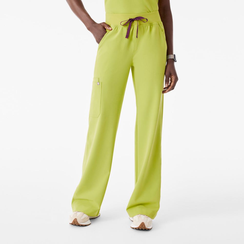 Women's Celery Isabel High-Rise Wide-Leg - Petite Scrub Pant