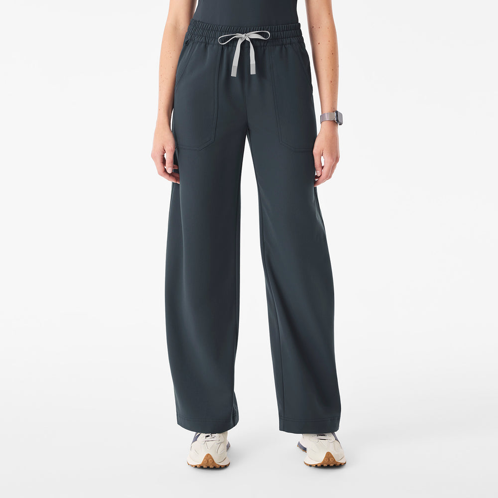 Women's Dark Harbor Roslyn Mid-Rise Wide-Leg - Petite Scrub Pant