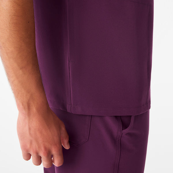 Men's Deep Purple Chisec -  Scrub Top™