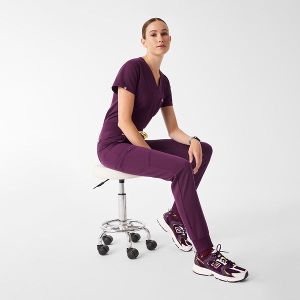 Unisex Deep Purple FIGS | New Balance 530