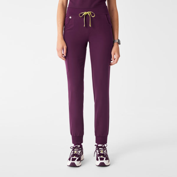 Women's Deep Purple Zamora - Petite Jogger Scrub Pant™