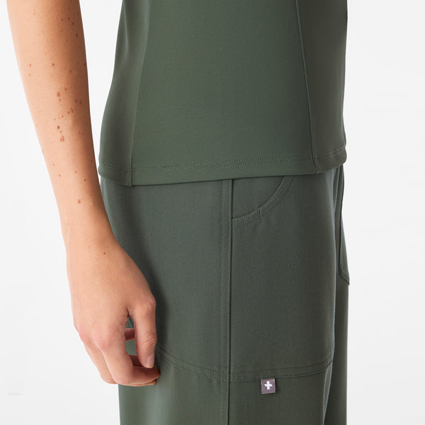 Women's Moss Bree FlexKnit - Slim Scrub Top
