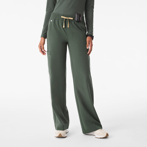 Women's Moss Isabel Ruched Mid-Rise Wide-Leg - Scrub Pant™