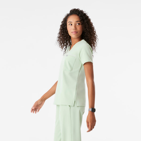Women's Sagewater Catarina Petite - Scrub Top™