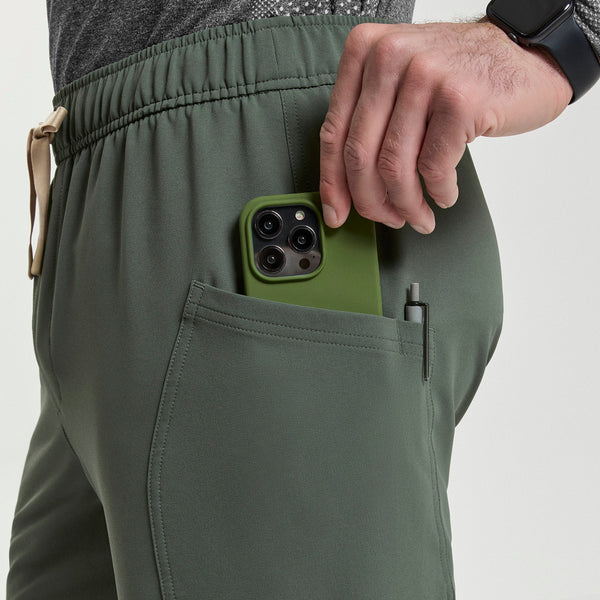 Men's Moss Colfax FIBREx Barrel-Leg - Short Scrub Pant
