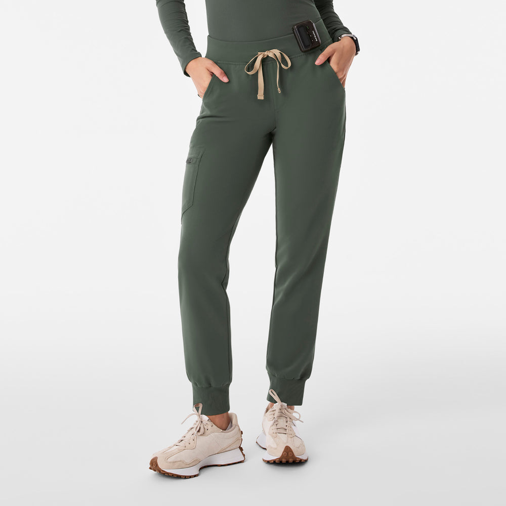 Women's Moss Zamora - Petite Jogger Scrub Pant™
