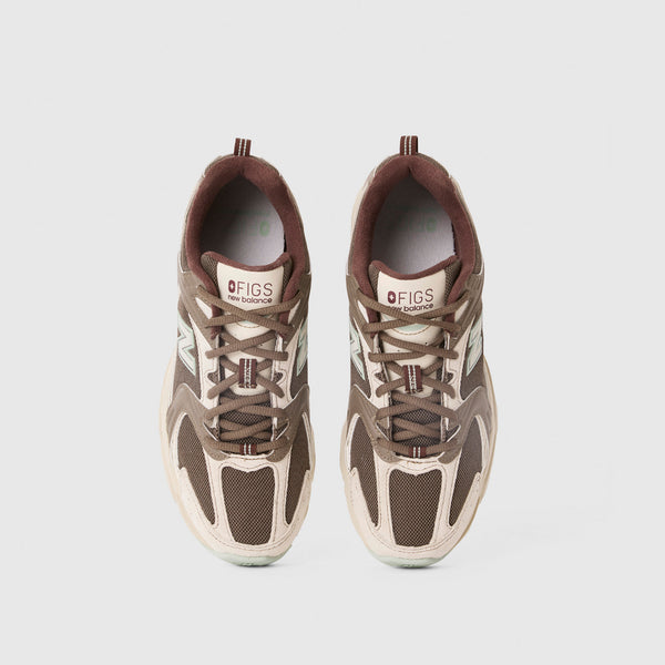 Unisex Smokey Taupe FIGS | New Balance 530
