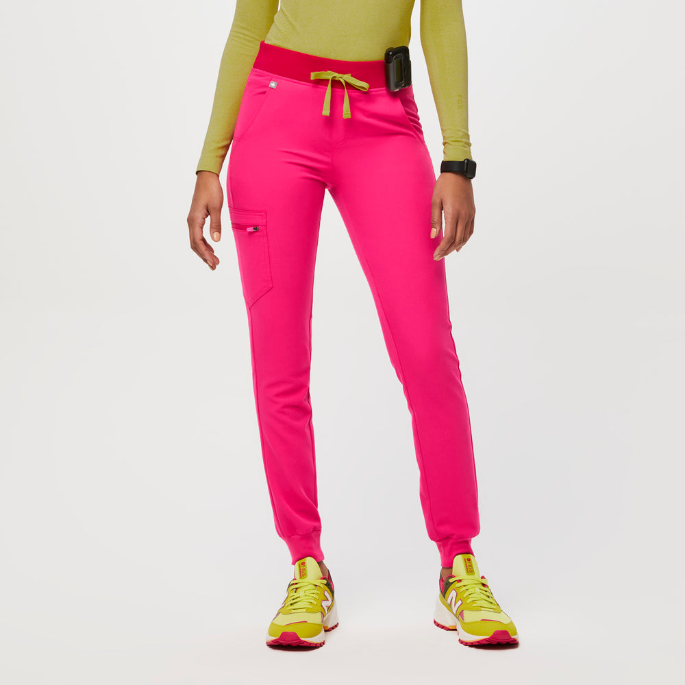 women's Shocking Pink Zamora™ - Jogger Scrub Pants