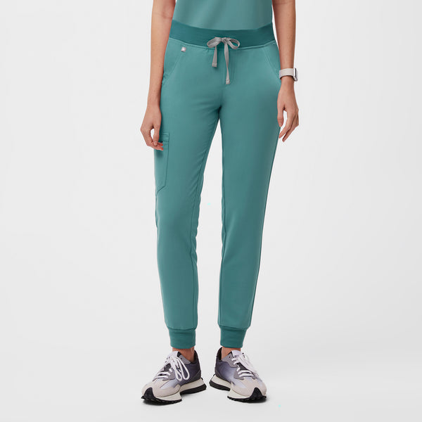 women's Hydrogreen Zamora™ - Petite Jogger Scrub Pants (3XL - 6XL)