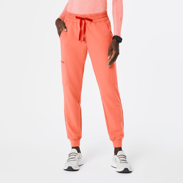 women's Sunset Drift Uman Relaxed - Petite Jogger Scrub Pant
