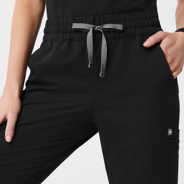 women's Black Uman Relaxed - Petite Jogger Scrub Pants