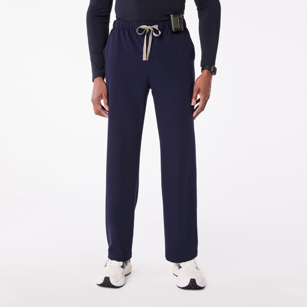 men's Navy Halcott Relaxed Straight Leg - Short Scrub Pant