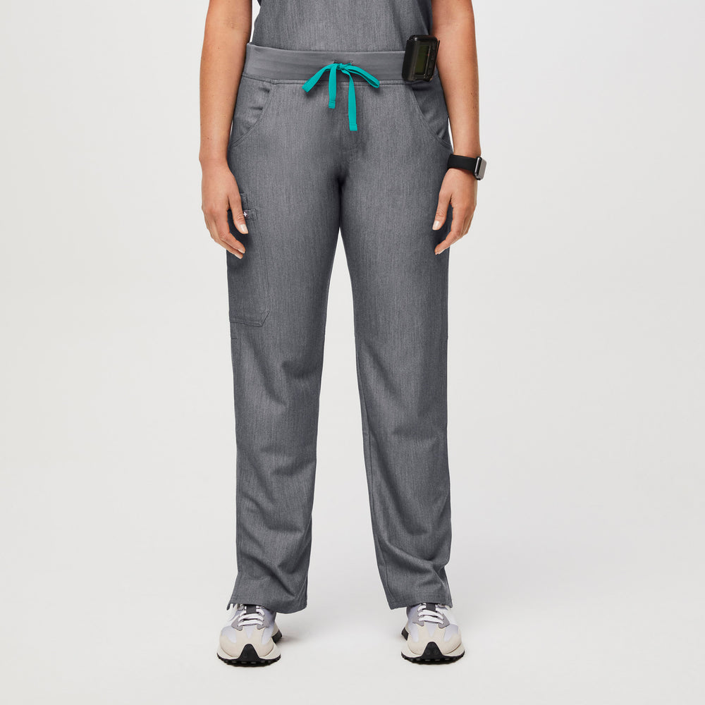 women's Graphite Kade™ - Tall Cargo Scrub Pants (3XL - 6XL)