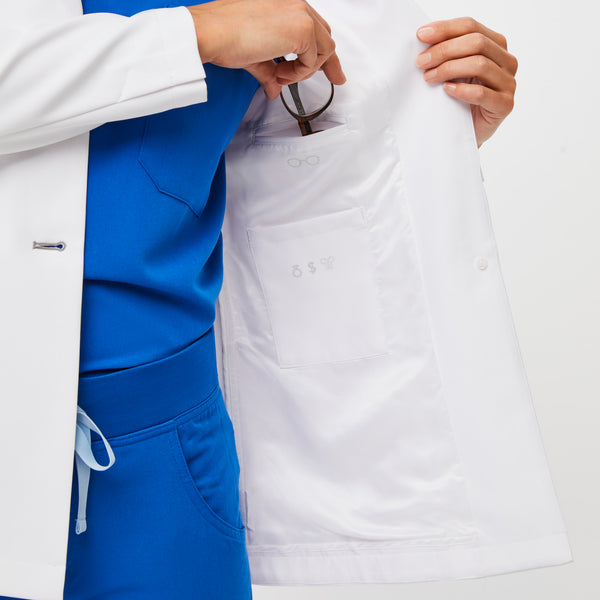 Women's White Bellevue - Slim Short Lab Coat