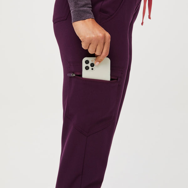 women's Deep Purple Zamora™ - Petite Jogger Scrub Pants