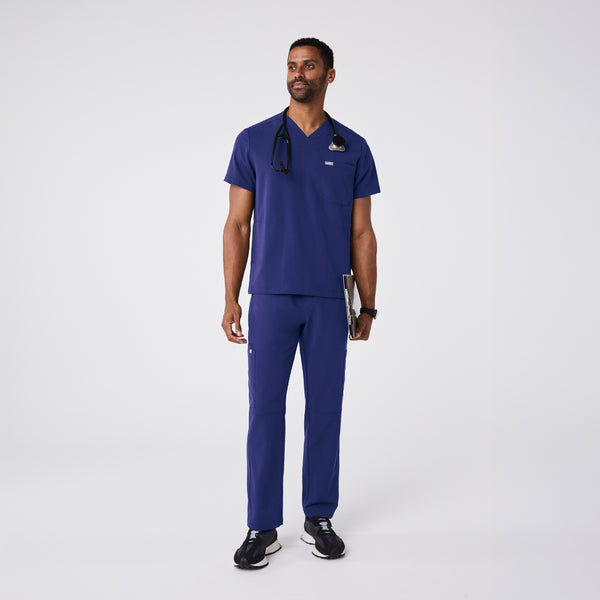 men's Sapphire Chisec - Three-Pocket Scrub Top™