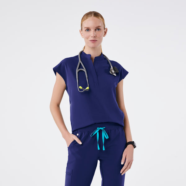 women's Sapphire Rafaela - Oversized Scrub Top™