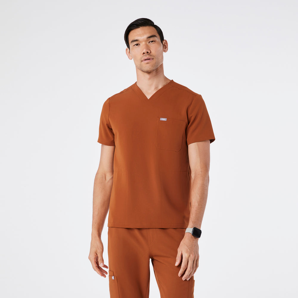 men's Dirty Chai Chisec - Three-Pocket Scrub Top™