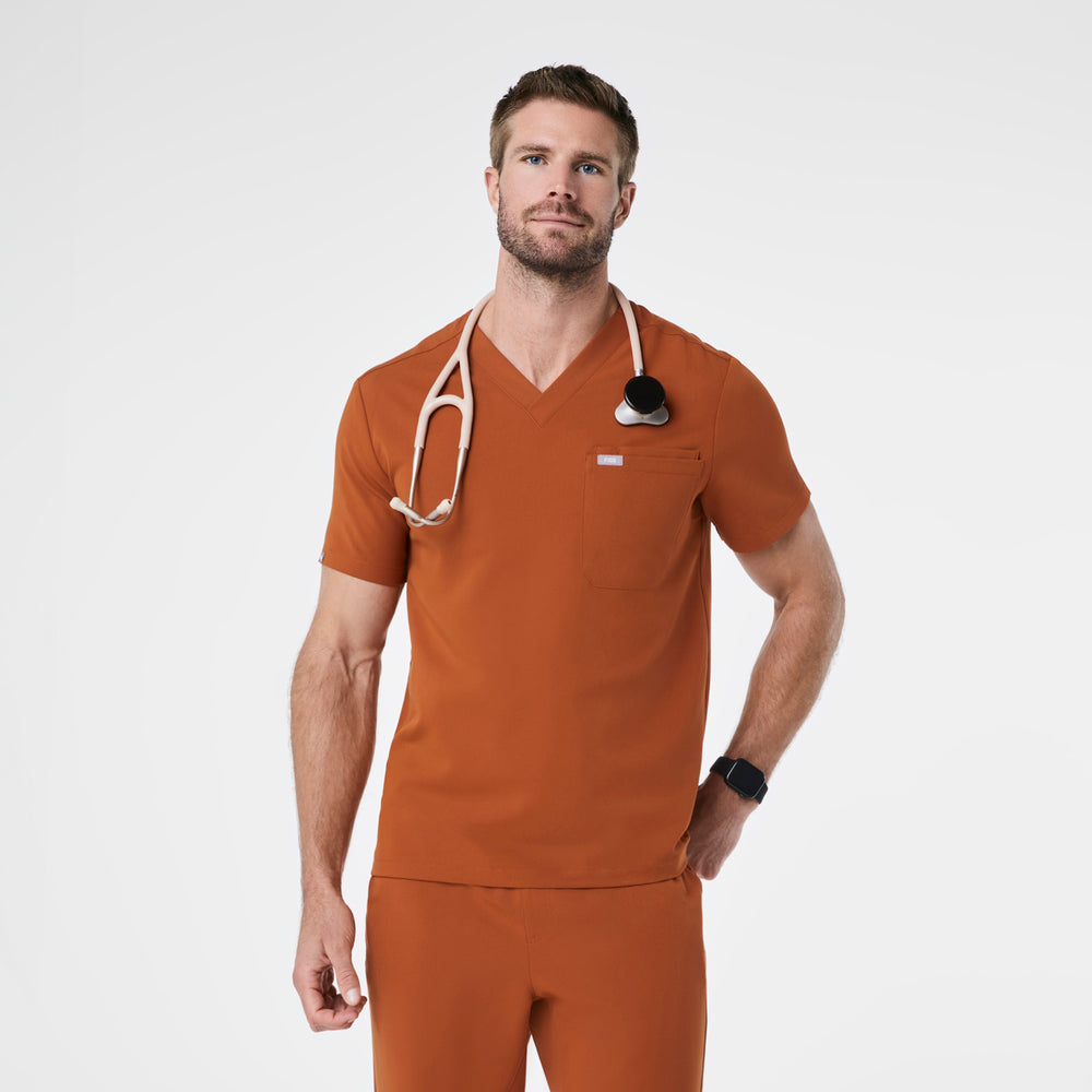 men's Dirty Chai Leon - Three-Pocket Scrub Top™