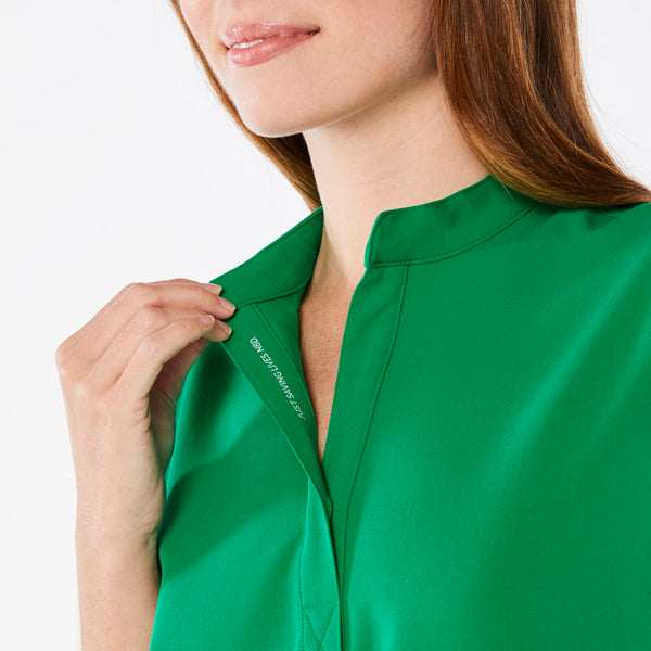 women's Evergreen Rafaela Oversized Scrub Top™