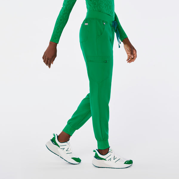 women's Evergreen Zamora Petite Jogger Scrub Pant™