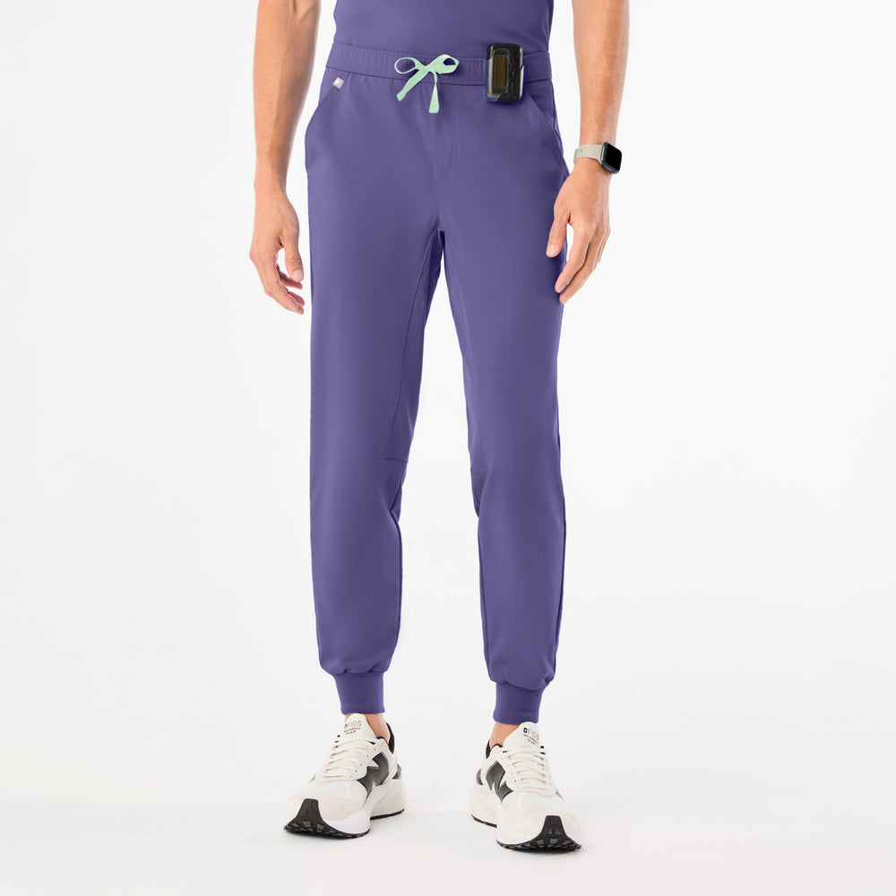 men's Wayfarer Tansen - Short Jogger Scrub Pant™