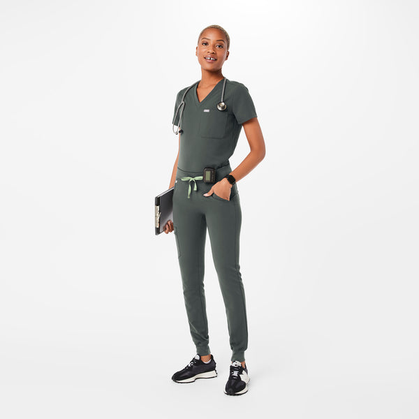 women's Bonsai  Zamora - Petite Jogger Scrub Pant™