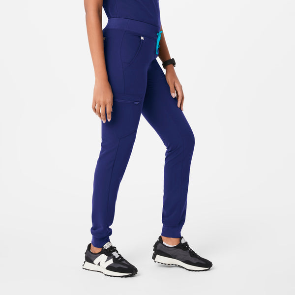 women's Sapphire Zamora - Petite Jogger Scrub Pant™