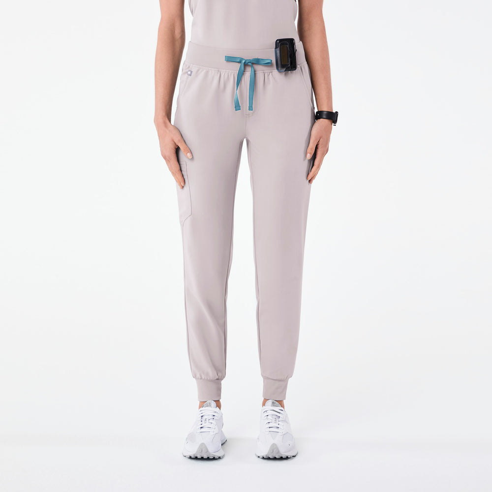 women's Slate Zamora - Petite Jogger Scrub Pant™