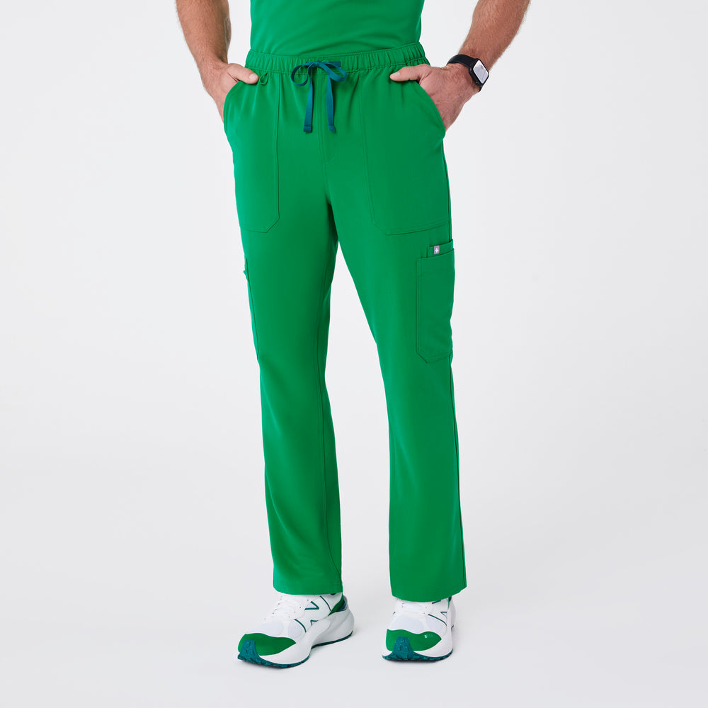 men's Evergreen Cairo - Short Cargo Scrub Pant™