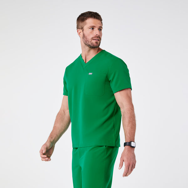 men's Evergreen Leon - Three-Pocket Scrub Top™