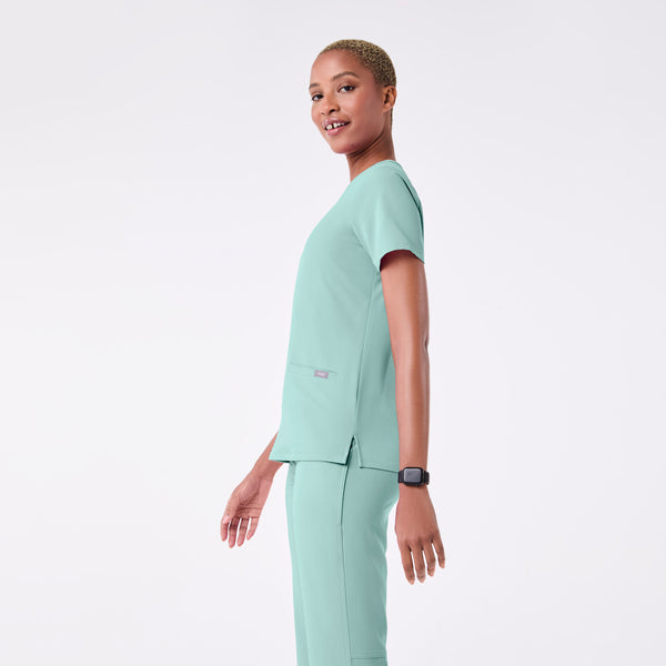 women's Seaglass Casma - Three-Pocket Scrub Top™