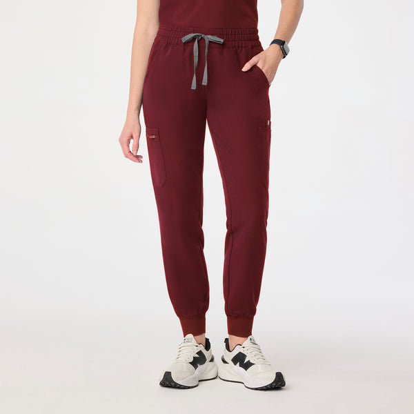 women's Burgundy Uman Relaxed - Petite Jogger Scrub Pant