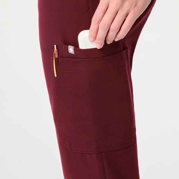 women's Burgundy Uman Relaxed - Petite Jogger Scrub Pant