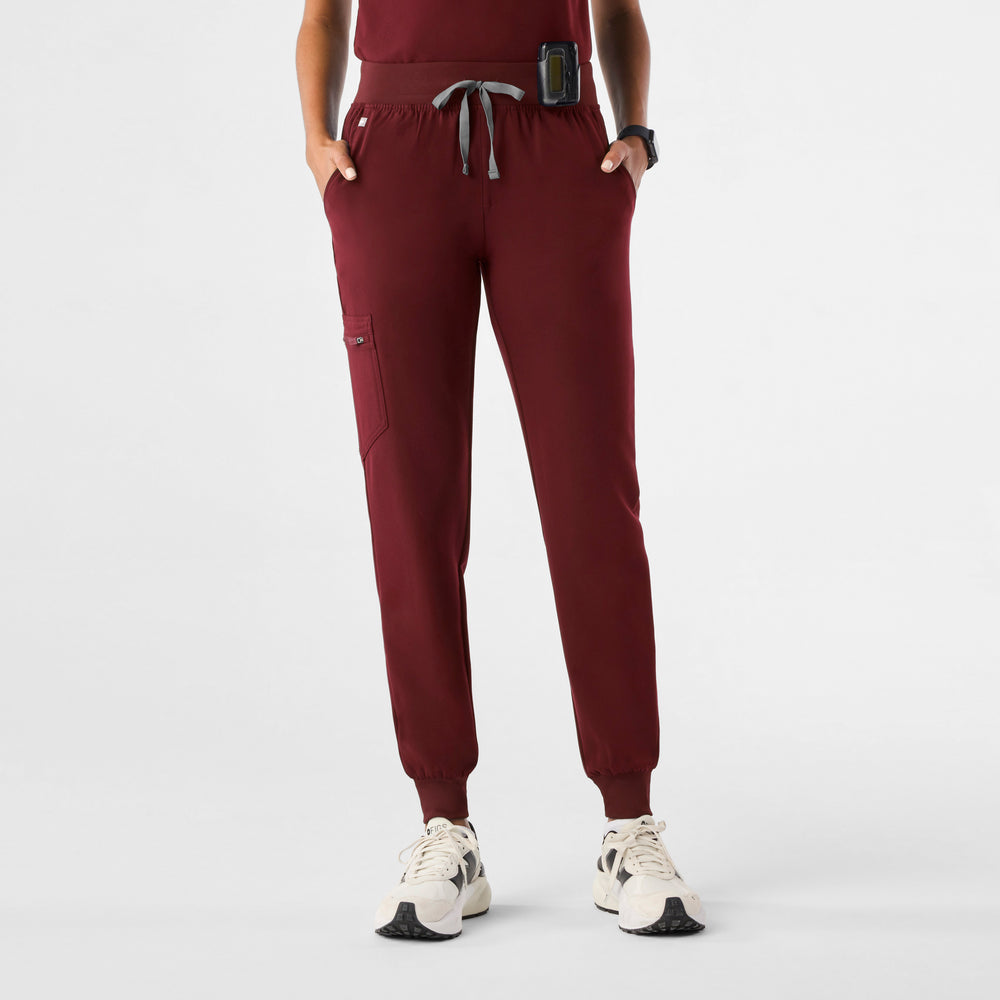 Women's Burgundy Zamora™ - Jogger Scrub Pants