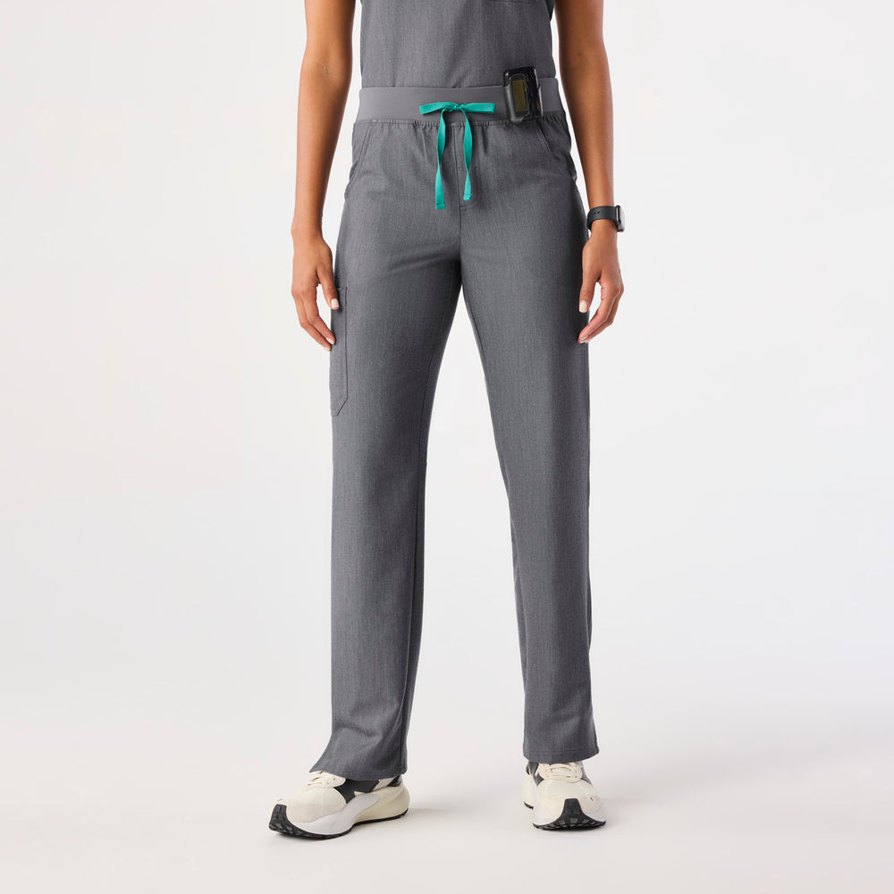 Women's Graphite Kade™ - Cargo Scrub Pants