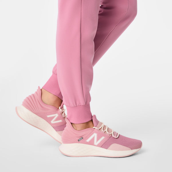 Chalk Pink FIGS | New Balance Roav