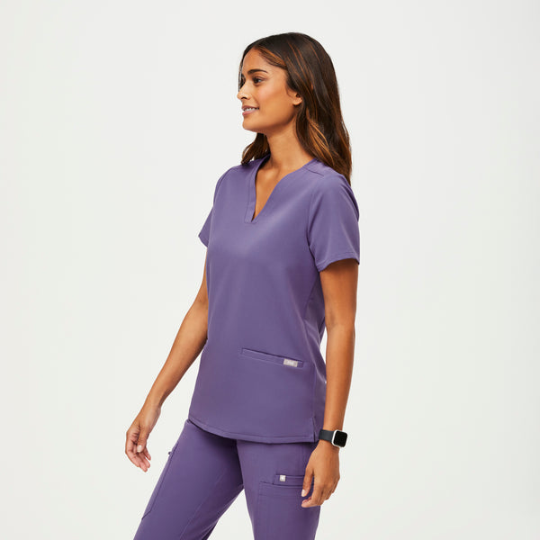 women's Amethyst Casma™ - Three-Pocket Scrub Top (3XL - 6XL)