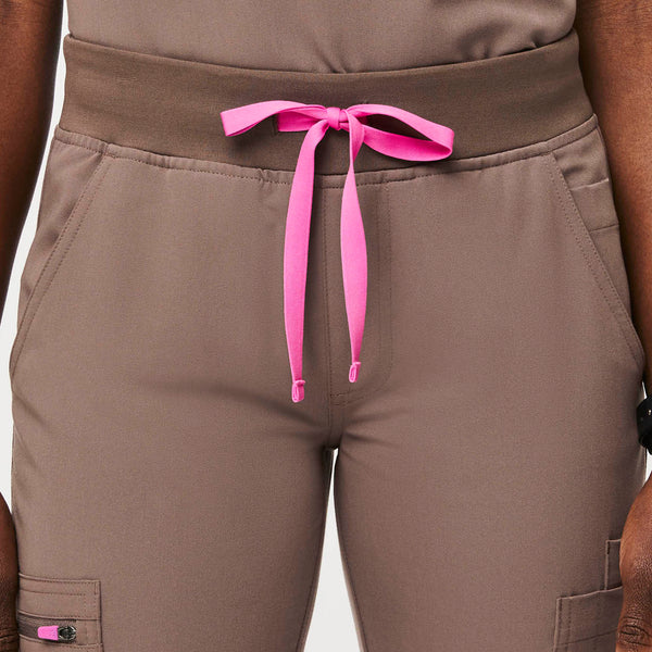 women's Smokey Taupe Yola™ - Skinny Scrub Pants 2.0