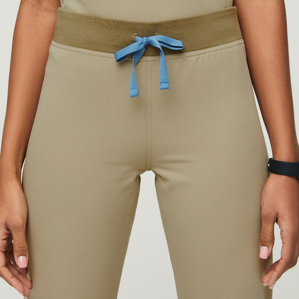 women's Sandstone Livingston™ - Basic Scrub Pants